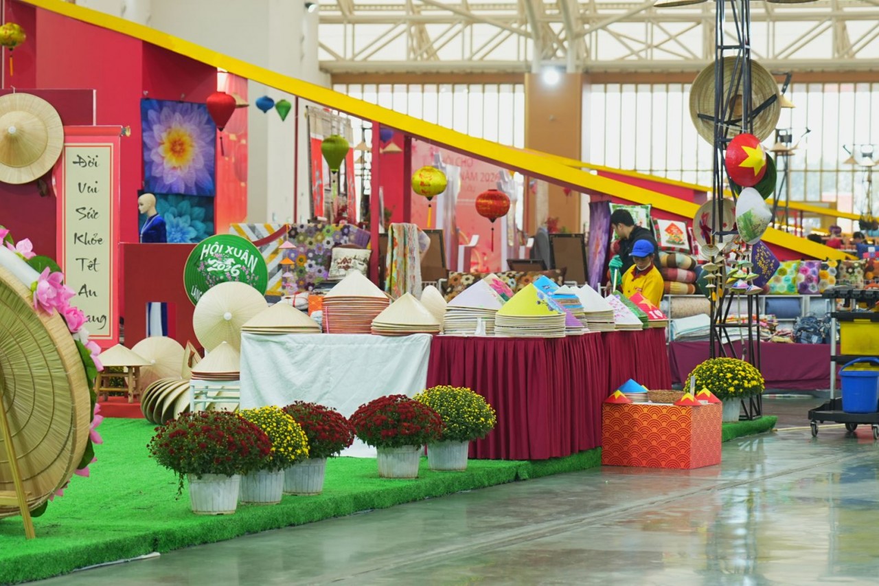 Hội chợ Mùa Xuân 2026: Lan tỏa giá trị làng nghề trong dòng chảy hội nhập Hội chợ Mùa Xuân 2026: Lan tỏa giá trị làng nghề trong dòng chảy hội nhập