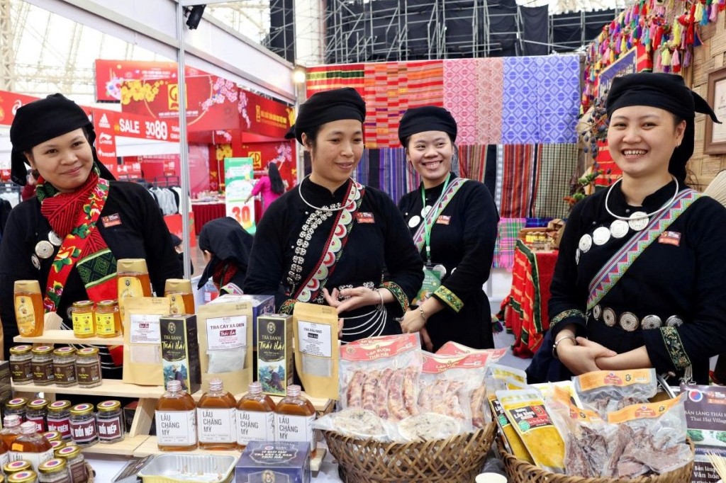 Hội chợ Mùa Xuân 2026: Kích cầu tiêu dùng Tết, củng cố niềm tin hàng Việt