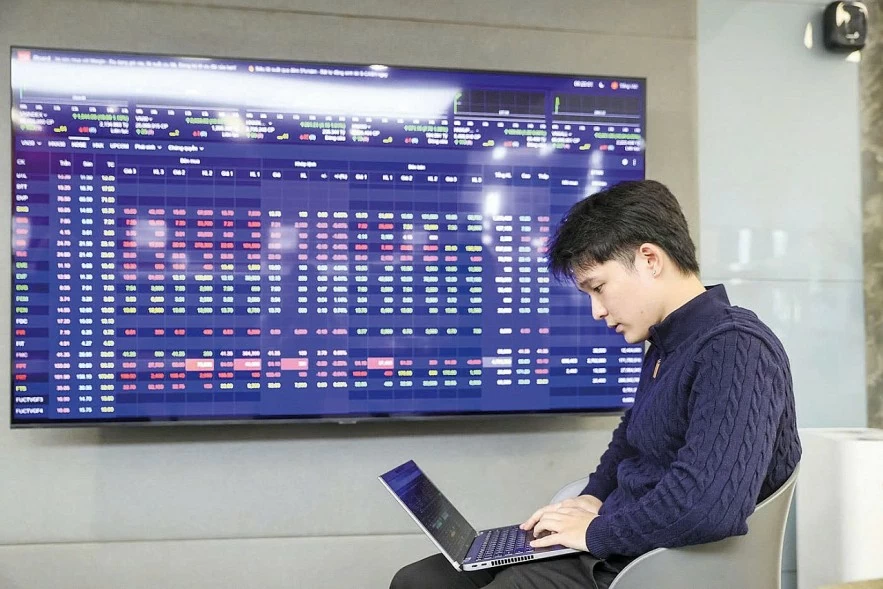 Thị trường chứng khoán tháng 3 bước vào nhịp thử thách mới