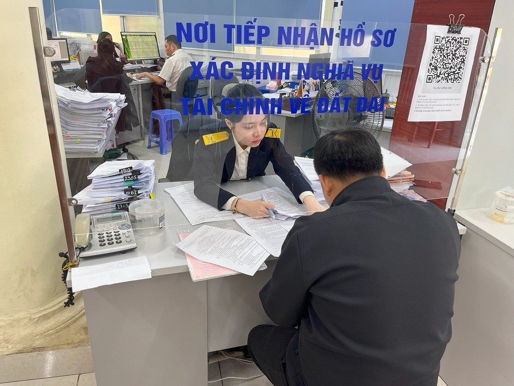 Thuế tỉnh Quảng Ninh thu ngân sách 2 tháng đầu năm đạt 8.877 tỷ đồng