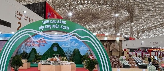 Từ đặc sản đến câu chuyện vùng cao: Dấu ấn Cao Bằng tại Hội chợ Mùa Xuân 2026