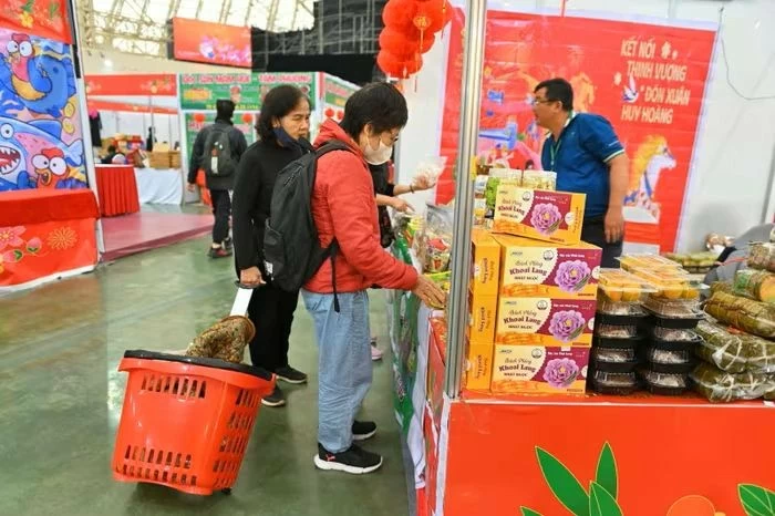 “Cơn lốc” giảm giá và dịch vụ hậu cần chu đáo tại Hội chợ Mùa Xuân 2026