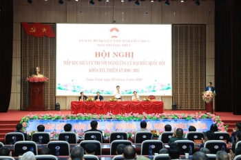 Bộ trưởng Nguyễn Văn Thắng và các ứng viên Đại biểu Quốc hội khóa XVI tiếp xúc cử tri tại xã Tuần Giáo, tỉnh Điện Biên