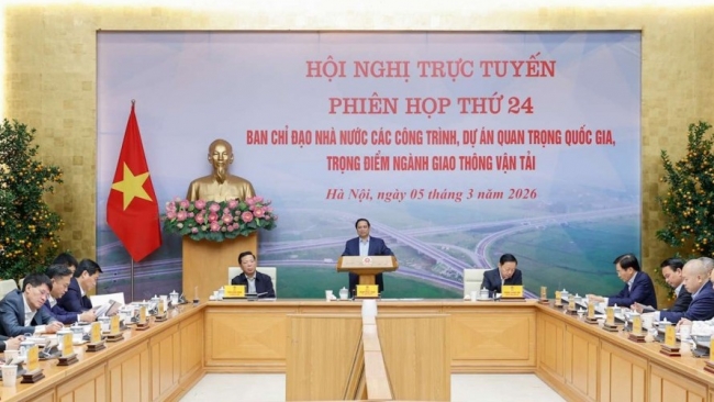 Thủ tướng giao nhiệm vụ cụ thể cho bộ, ngành, địa phương để thúc đẩy các dự án hạ tầng trọng điểm