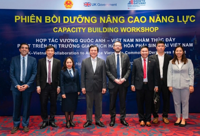 Vương quốc Anh hỗ trợ Việt Nam phát triển thị trường hàng hóa và phái sinh theo chuẩn mực quốc tế
