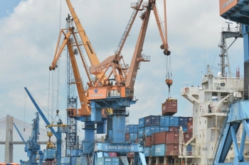 Cải cách thể chế thực chất, củng cố nền tảng vĩ mô