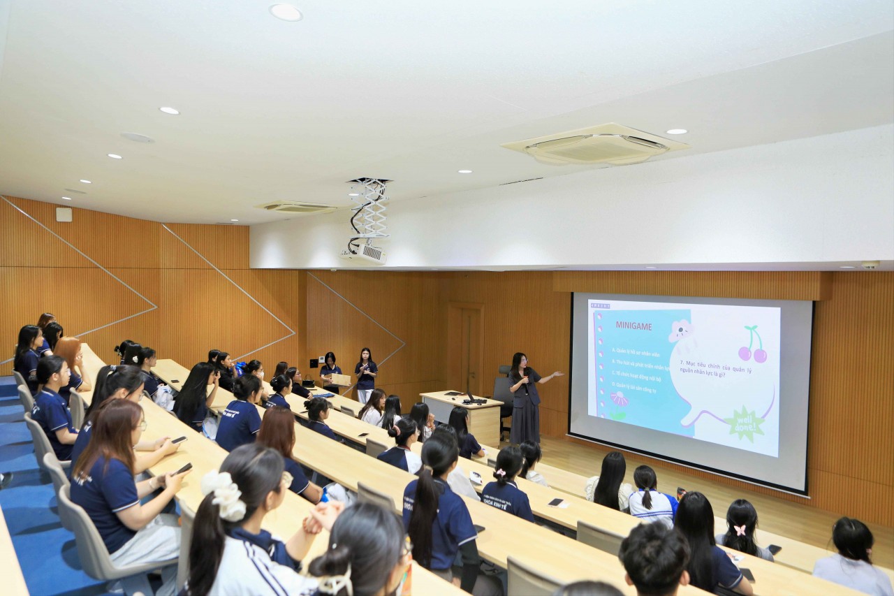 Một ngày là sinh viên Học viện Chính sách và phát triển năm 2026