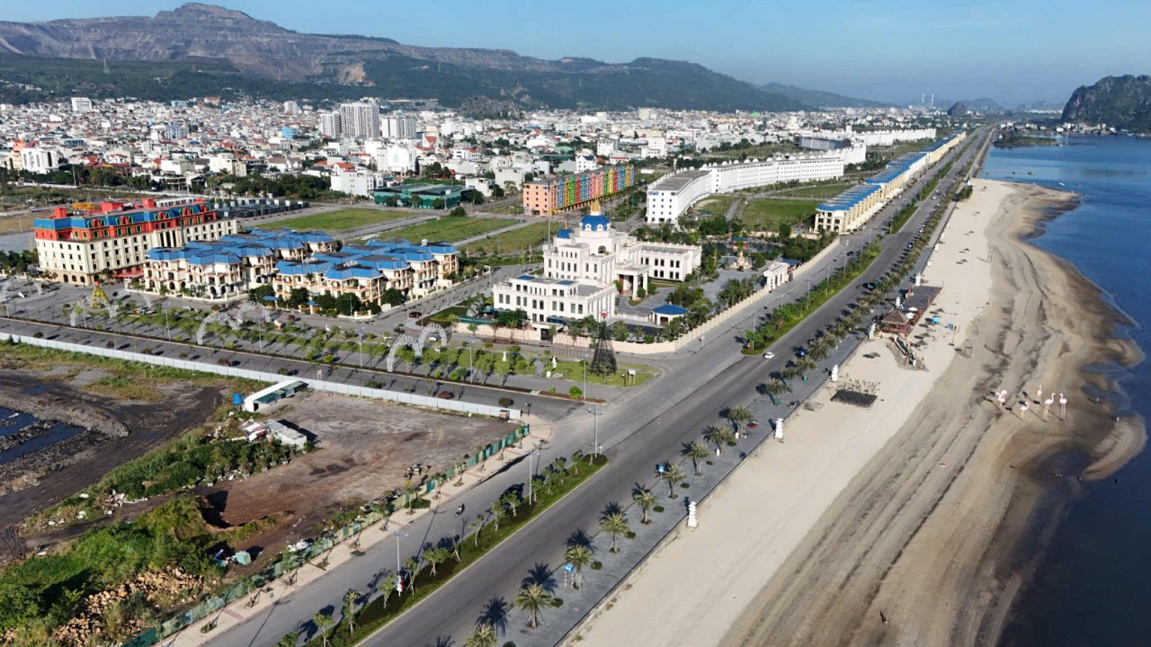 Quảng Ninh chính thức đạt tiêu chí đô thị loại I