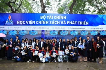 Học viện Chính sách và Phát triển đồng hành cùng học sinh tại Ngày hội Tư vấn tuyển sinh - Hướng nghiệp 2026