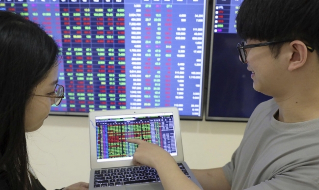 Dòng vốn đón đầu kỳ vọng nâng hạng của thị trường chứng khoán Việt Nam