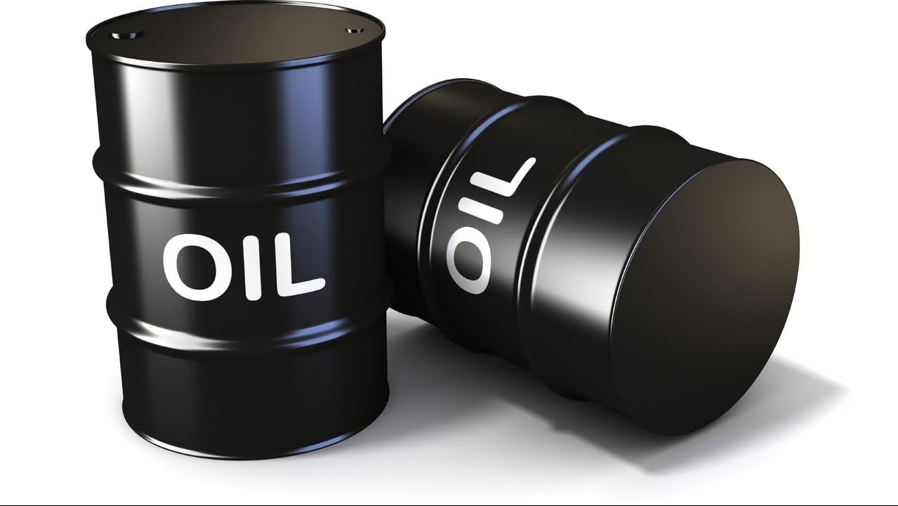 Ngày 12/3: Giá dầu thế giới quay đầu tăng hơn 5%