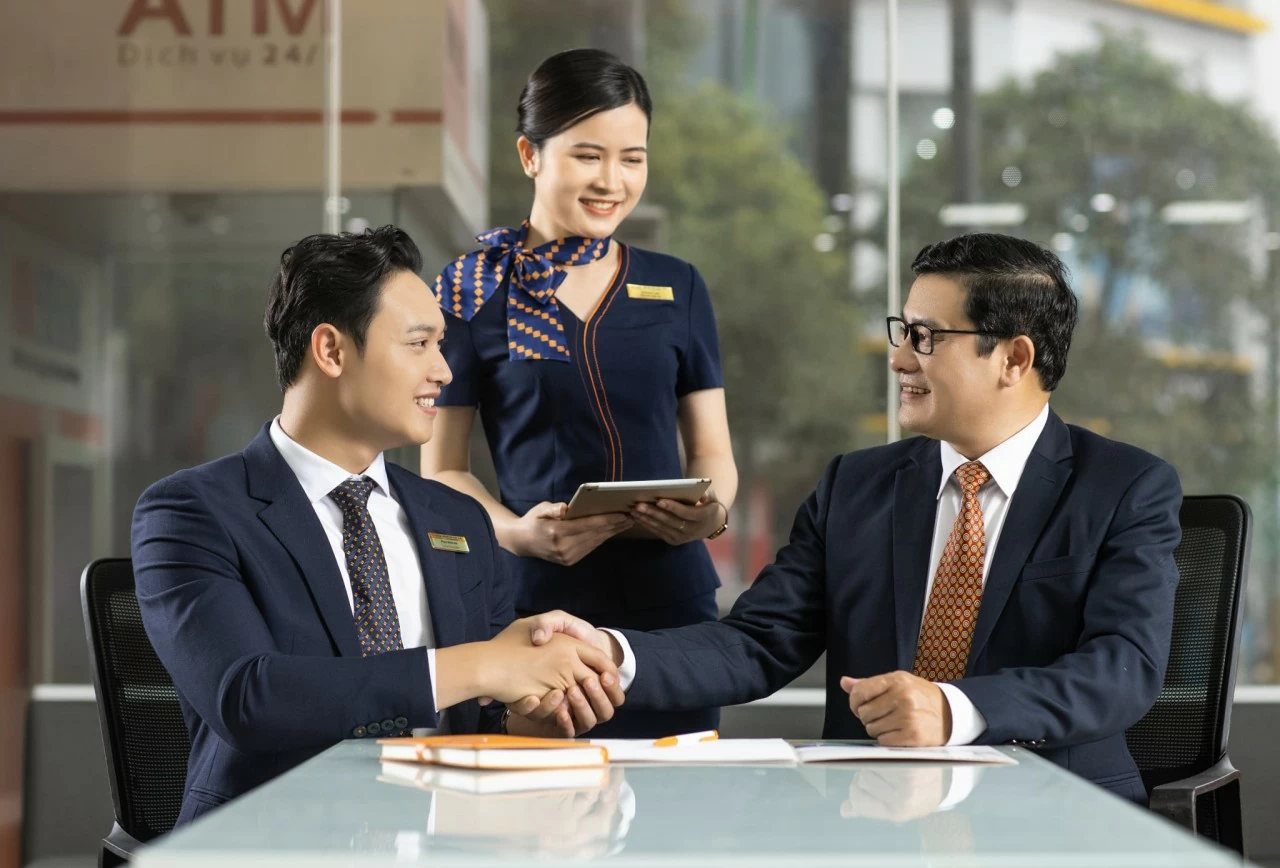 SHB thu hút hàng loạt quỹ đầu tư lớn tham gia đợt tăng vốn SHB thu hút hàng loạt quỹ đầu tư lớn tham gia đợt tăng vốn