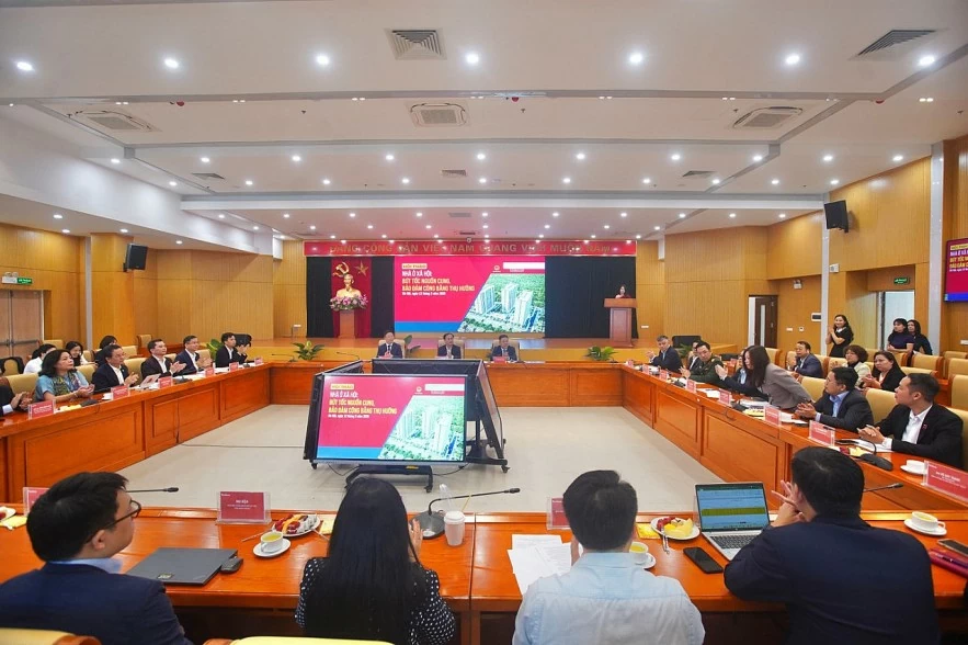 Tín dụng cho người trẻ vay mua nhà “nhỏ giọt”, dự kiến lồng ghép vào gói 120.000 tỷ đồng Tín dụng cho người trẻ vay mua nhà “nhỏ giọt”, dự kiến lồng ghép vào gói 120.000 tỷ đồng