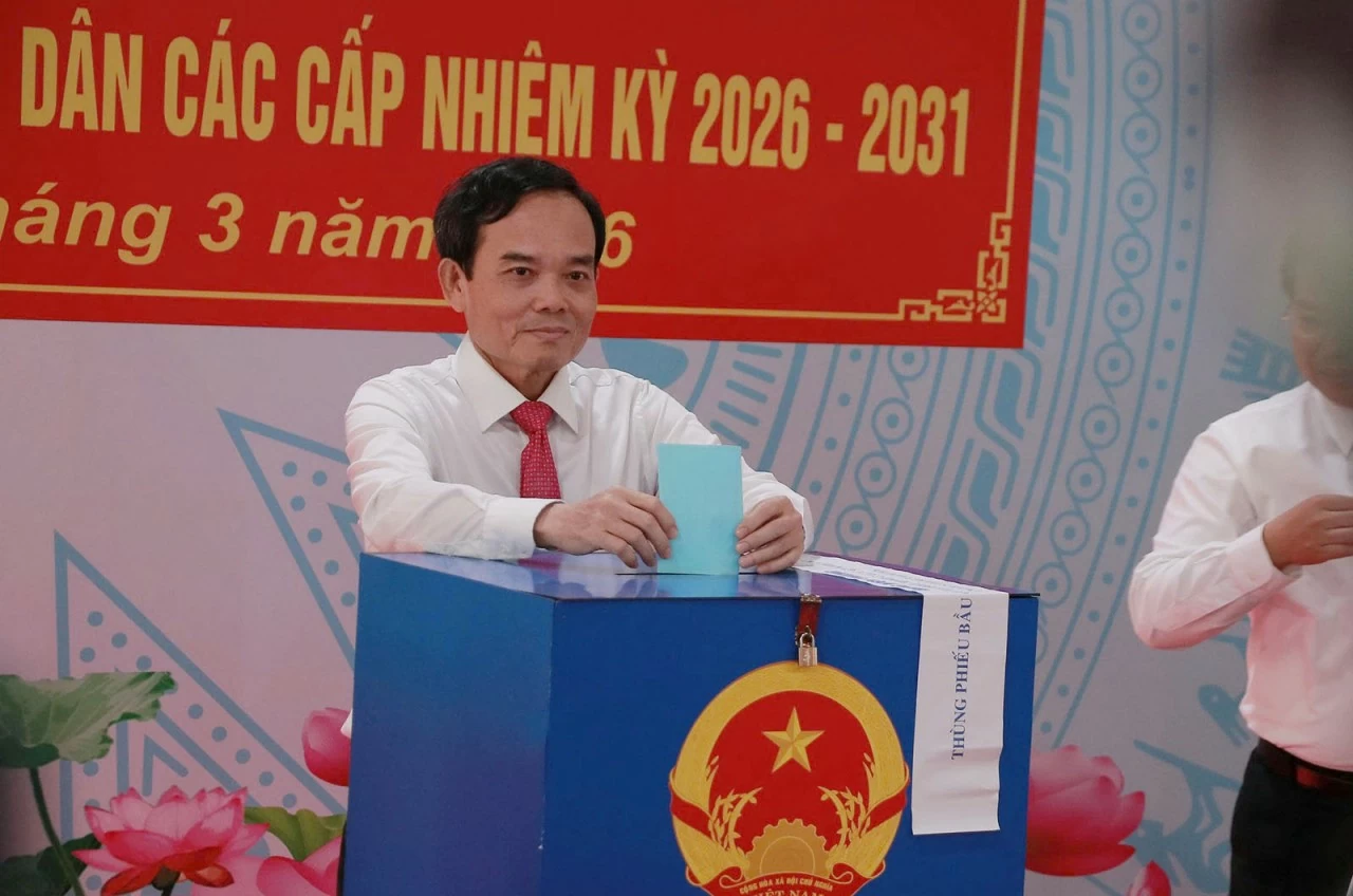 Chủ tịch Quốc hội Trần Thanh Mẫn tham dự, bỏ phiếu bầu cử tại xã Hóc Môn, TP. Hồ Chí Minh