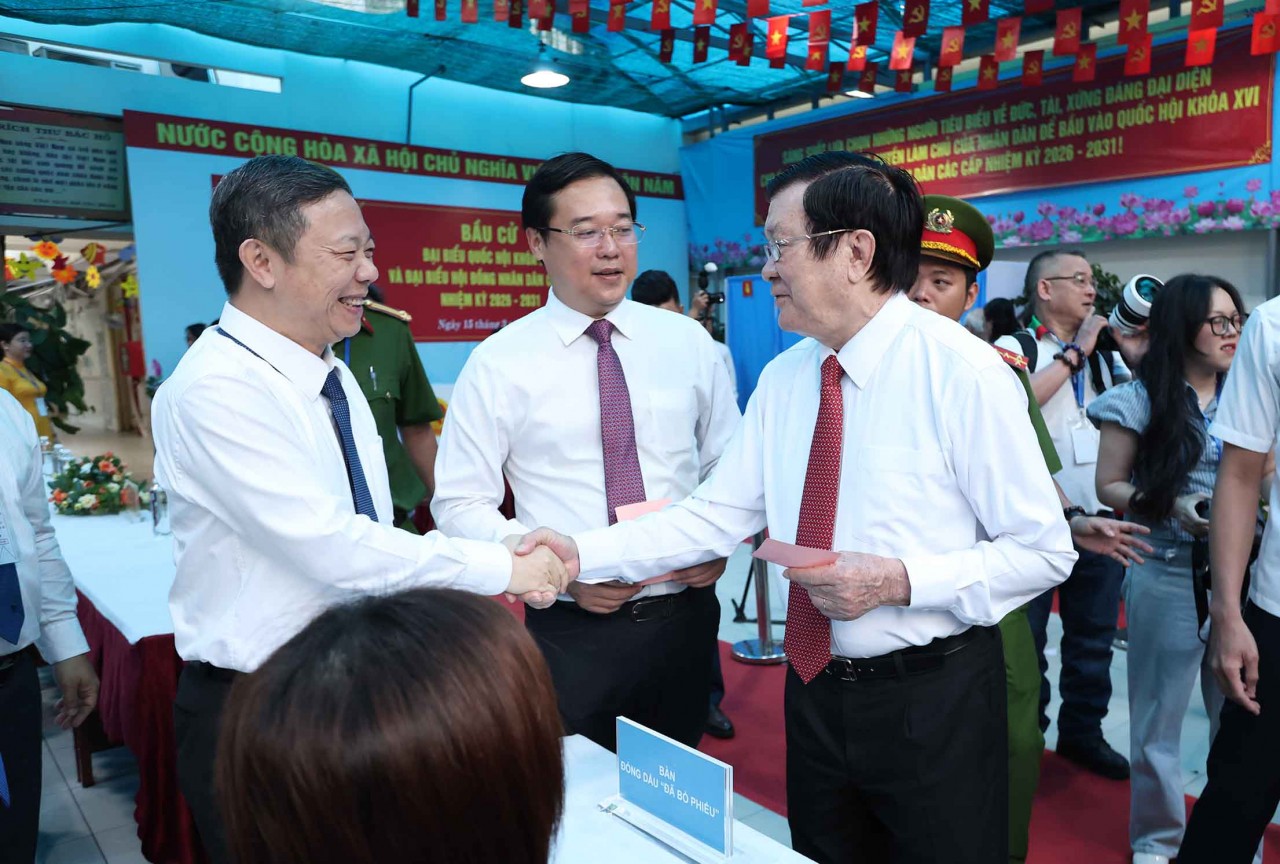 TP. Hồ Chí Minh: Cử tri phường Tân Định nô nức đi bầu cử