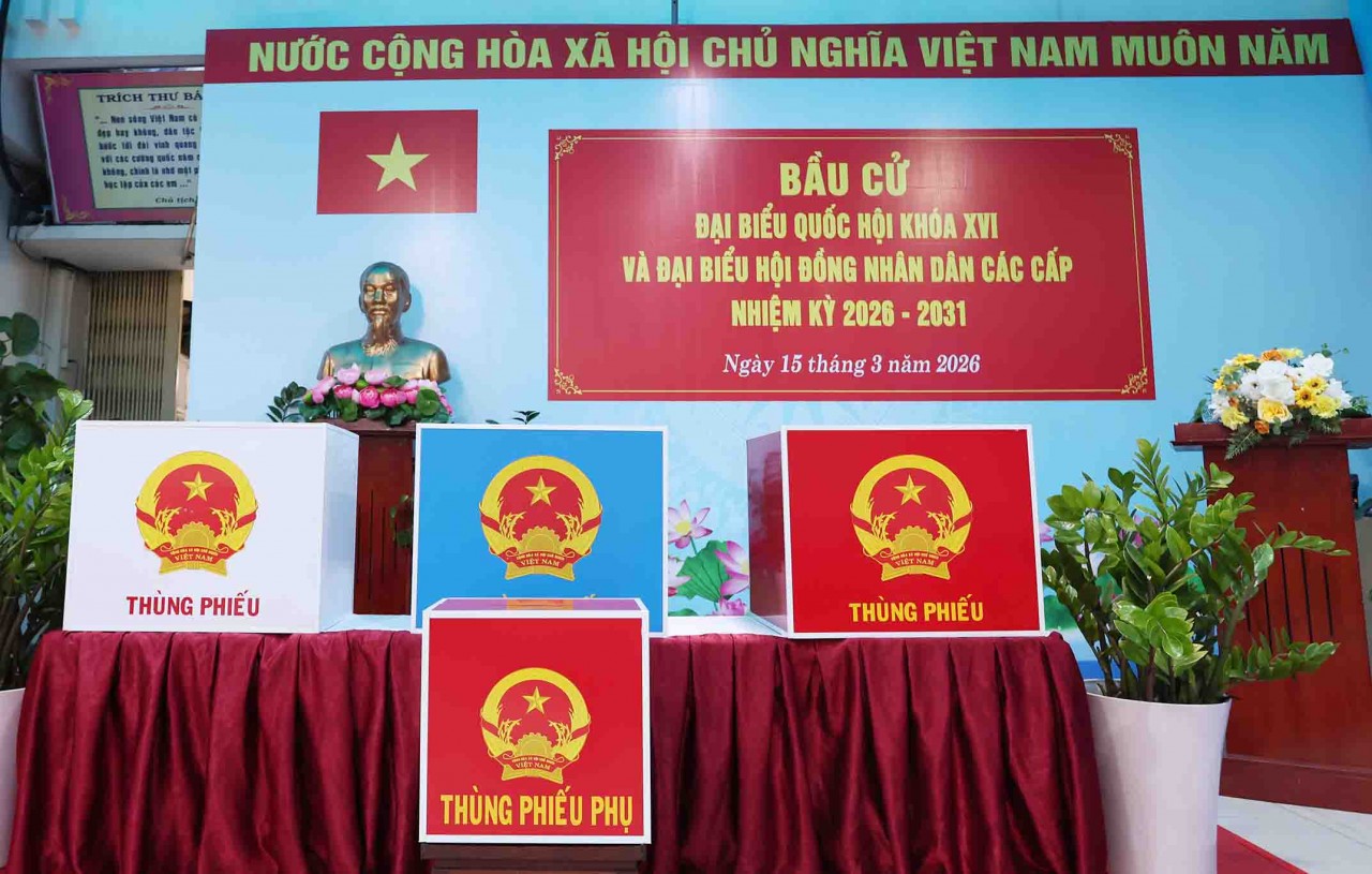 TP. Hồ Chí Minh: Cử tri phường Tân Định nô nức đi bầu cử