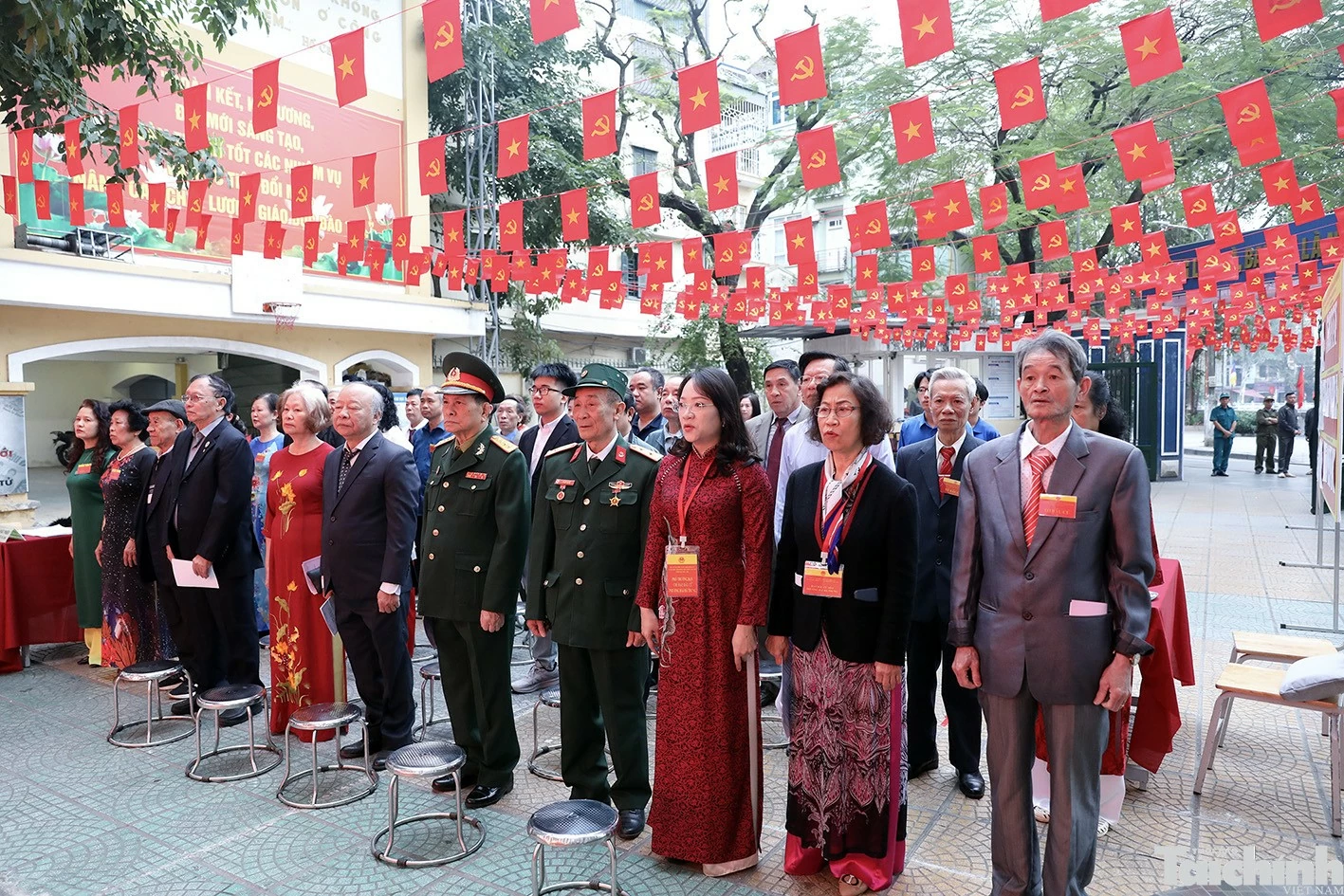Người dân Thủ đô háo hức, hân hoan đi bầu cử Người dân Thủ đô háo hức, hân hoan đi bầu cử