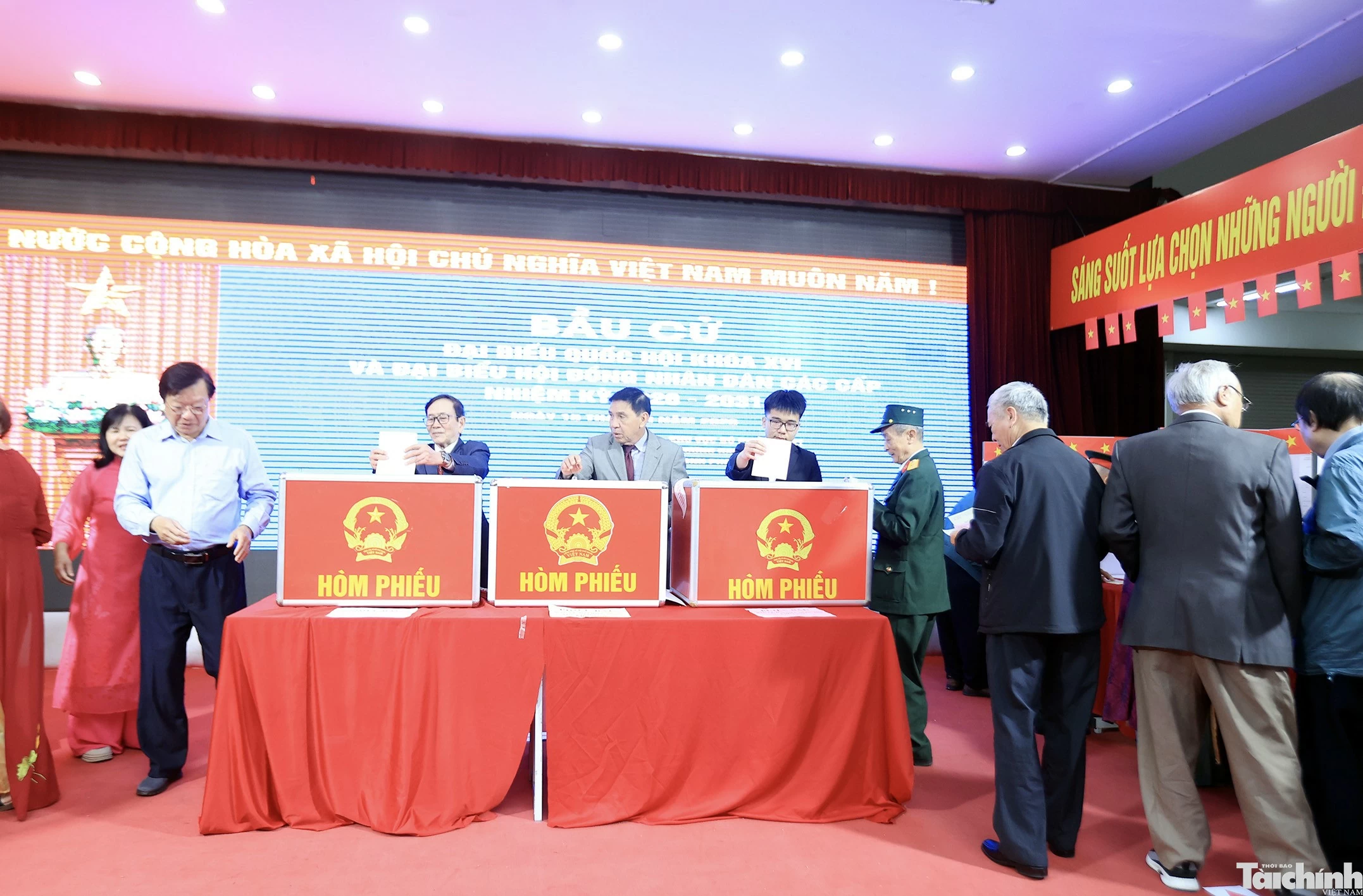 Không khí bầu cử tại Thủ Đô Không khí bầu cử tại Thủ Đô