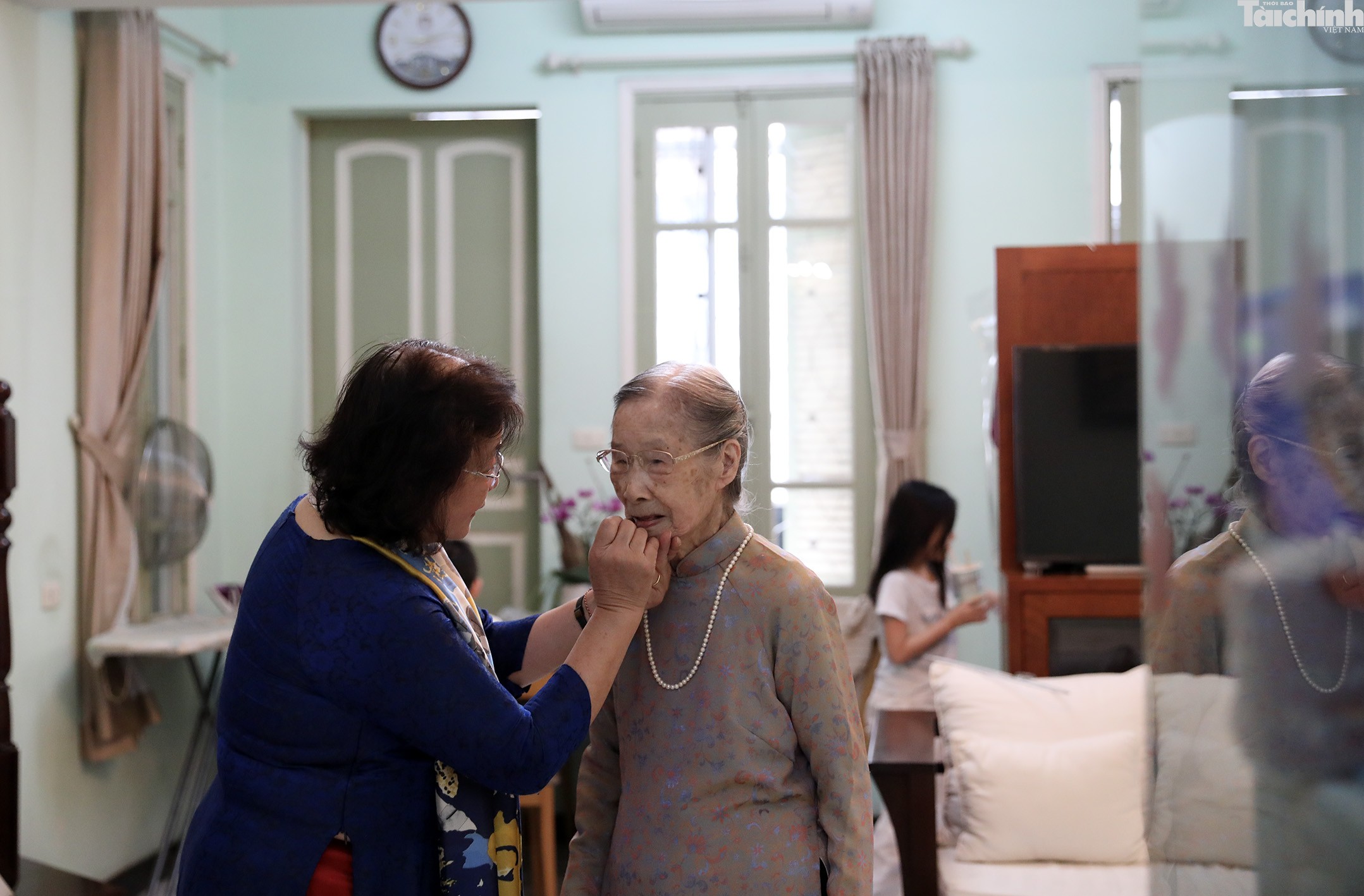 Cụ bà 101 tuổi và niềm tin vào lá phiếu của cử tri Cụ bà 101 tuổi và niềm tin vào lá phiếu của cử tri