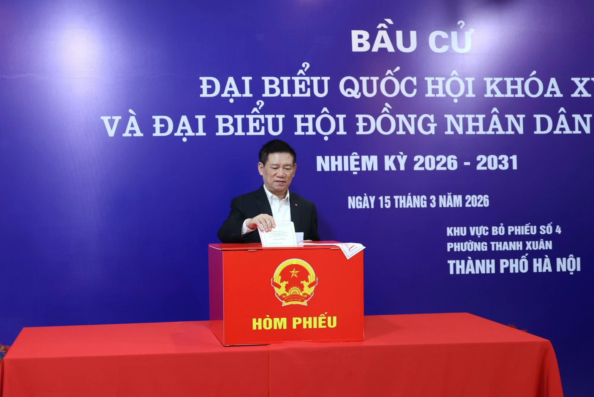 Chùm ảnh: Các đồng chí lãnh đạo Đảng, Nhà nước thực hiện quyền cử tri- Ảnh 16. Chùm ảnh: Các đồng chí lãnh đạo Đảng, Nhà nước thực hiện quyền cử tri- Ảnh 16.