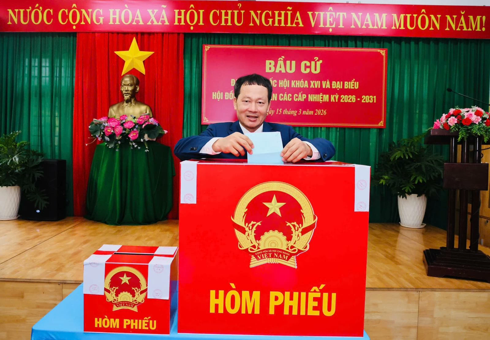 Chùm ảnh: Các đồng chí lãnh đạo Đảng, Nhà nước thực hiện quyền cử tri- Ảnh 31. Chùm ảnh: Các đồng chí lãnh đạo Đảng, Nhà nước thực hiện quyền cử tri- Ảnh 31.