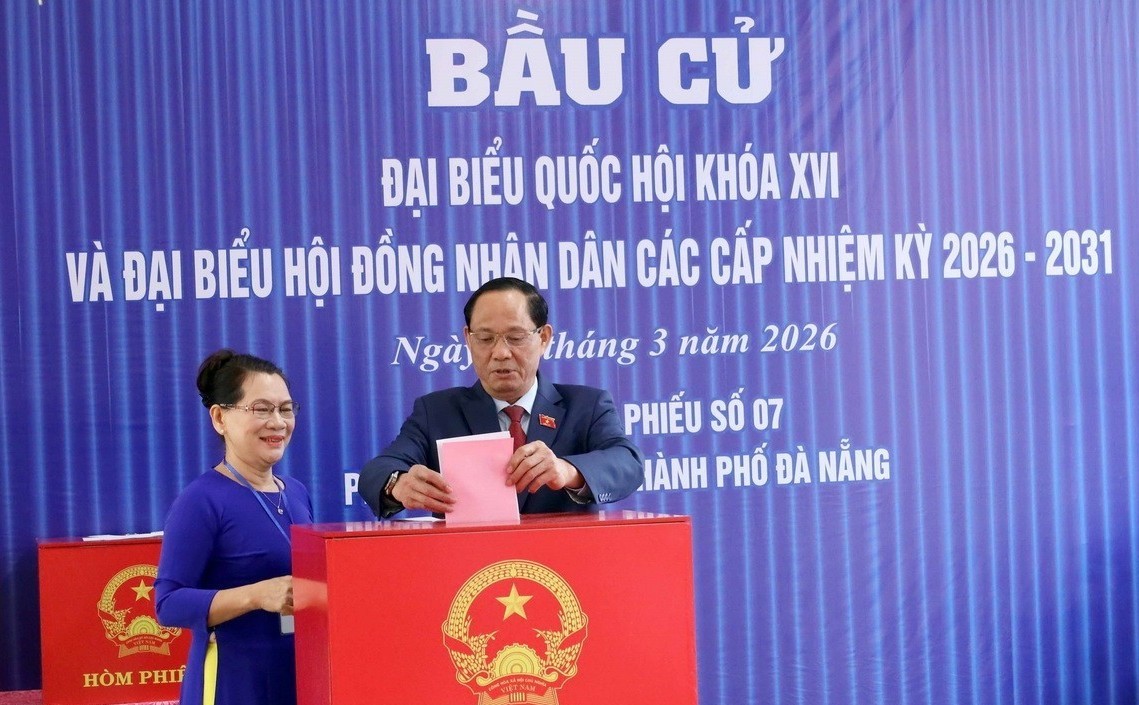 Đà Nẵng: Hơn 2,18 triệu cử tri đi bầu cử, thực hiện quyền công dân Đà Nẵng: Hơn 2,18 triệu cử tri đi bầu cử, thực hiện quyền công dân