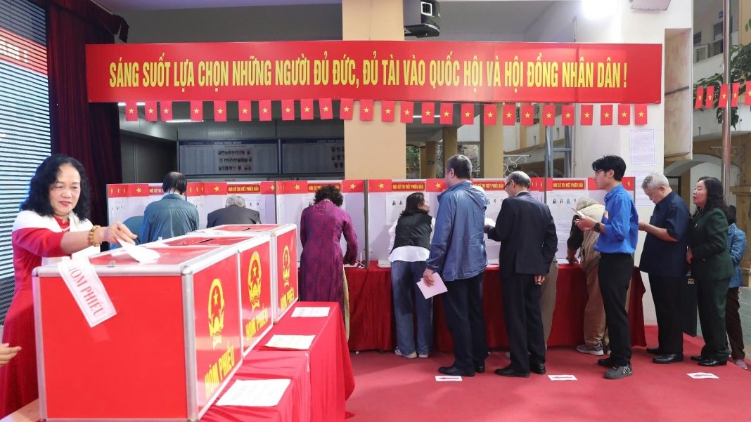 Hơn 71% cử tri cả nước đã bỏ phiếu trước 12 giờ ngày 15/3