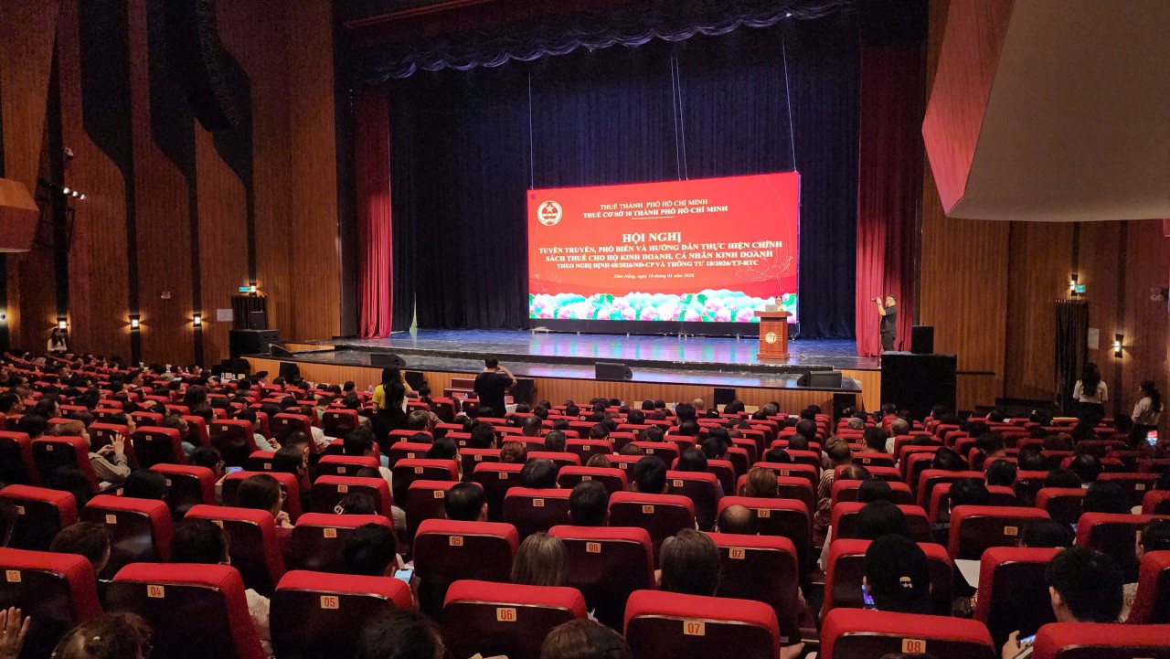 Thuế cơ sở 10 TP. Hồ Chí Minh hướng dẫn chính sách thuế mới cho hơn 2.000 hộ kinh doanh Thuế cơ sở 10 TP. Hồ Chí Minh hướng dẫn chính sách thuế mới cho hơn 2.000 hộ kinh doanh