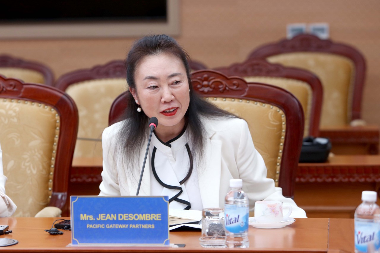 Bộ trưởng Nguyễn Văn Thắng tiếp Lãnh đạo Công ty Pacific Gateway Partners Bộ trưởng Nguyễn Văn Thắng tiếp Lãnh đạo Công ty Pacific Gateway Partners