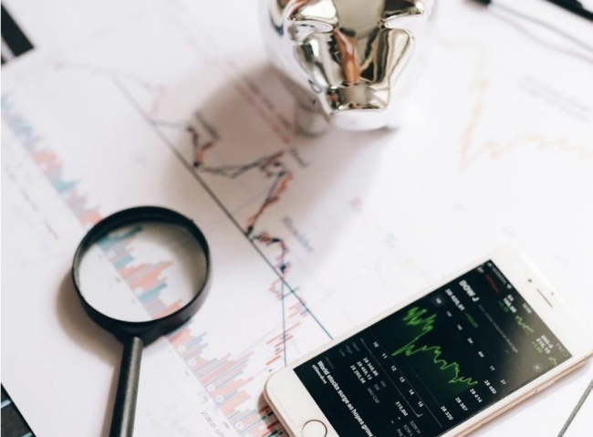 Dòng tiền rút ròng tiếp tục “phủ bóng” lên hiệu suất quỹ trong tháng 2