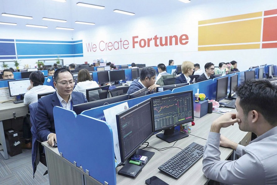 Yếu tố nội tại trở thành “điểm tựa”  trước rủi ro bên ngoài