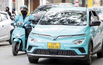 Giá xăng tăng, người tiêu dùng chuyển sang phương tiện chi phí thấp