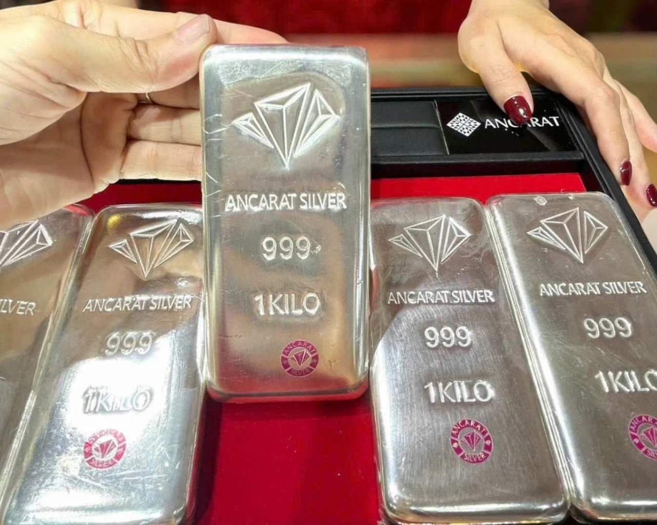 Đề xuất đưa bạc thỏi lên sàn hàng hóa: Mở đường hình thành giá chuẩn, tăng minh bạch thị trường