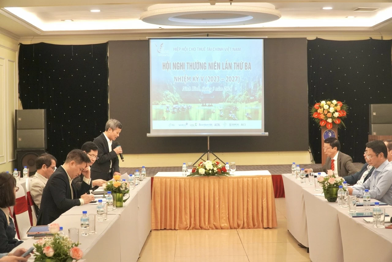 Dư nợ cho thuê tài chính vượt 45 nghìn tỷ đồng, tăng trưởng “thực” nhưng cần xung lực mới Dư nợ cho thuê tài chính vượt 45 nghìn tỷ đồng, tăng trưởng “thực” nhưng cần xung lực mới