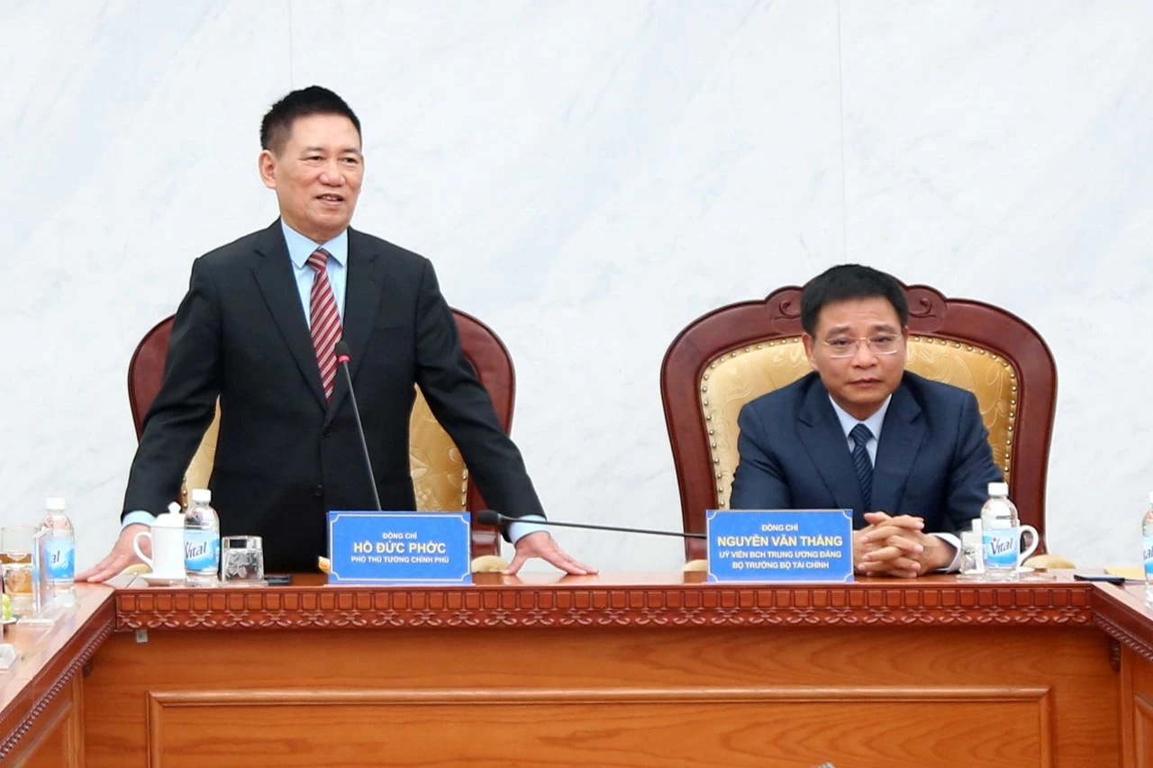 Bộ Tài chính công bố quyết định điều động, bổ nhiệm ông Tạ Anh Tuấn giữ chức Thứ trưởng Bộ Tài chính