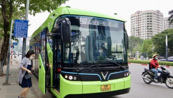 Hà Nội đang thúc đẩy chuyển đổi mạnh mẽ sang phương tiện giao thông xanh