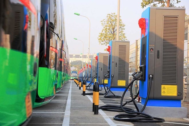 Hà Nội đang thúc đẩy chuyển đổi mạnh mẽ sang phương tiện giao thông xanh Hà Nội đang thúc đẩy chuyển đổi mạnh mẽ sang phương tiện giao thông xanh