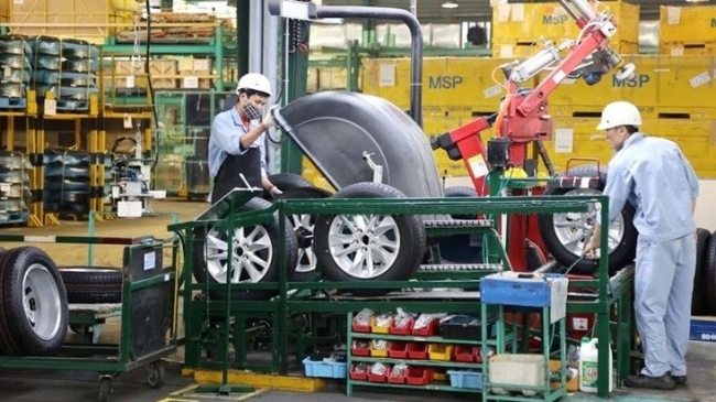 Doanh nghiệp chi 1,15 tỷ USD nhập khẩu linh kiện ô tô