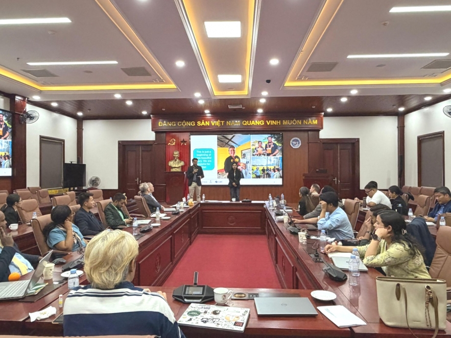 Phục hồi rừng từ cộng đồng: Kết nối sinh kế, lan tỏa giá trị kinh tế bền vững Phục hồi rừng từ cộng đồng: Kết nối sinh kế, lan tỏa giá trị kinh tế bền vững