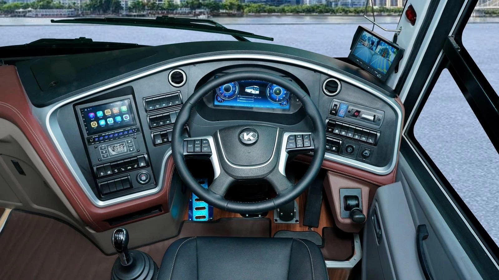 KIM LONG MOTOR xuất khẩu lô xe bus 'Made in Việt Nam' thuần điện và diesel đầu tiên sang Thái Lan- Ảnh 4. KIM LONG MOTOR xuất khẩu lô xe bus 'Made in Việt Nam' thuần điện và diesel đầu tiên sang Thái Lan- Ảnh 4.