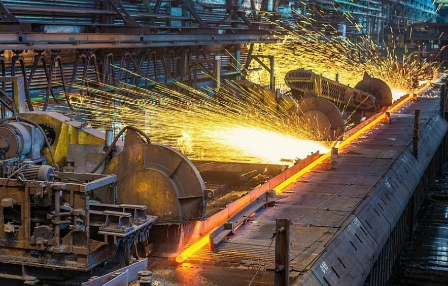 Ngày 23/3: Giá thép thế giới biến động nhẹ, trong nước đi ngang
