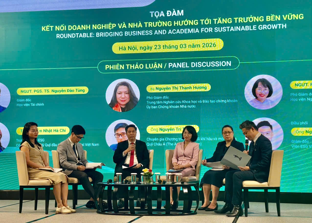 Bồi đắp nền tảng nhân lực cho tài chính xanh Bồi đắp nền tảng nhân lực cho tài chính xanh