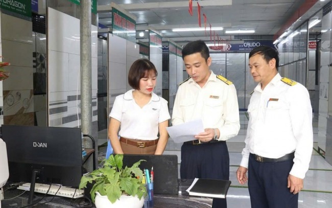 Thuế cơ sở 11 tỉnh Phú Thọ được hộ kinh doanh đánh giá cao tinh thần phục vụ, hỗ trợ kê khai thuế