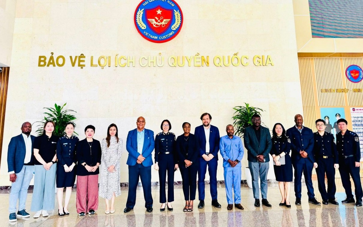 Hải quan Việt Nam tăng cường hợp tác với Tanzania, Namibia phòng chống tội phạm thủy sản