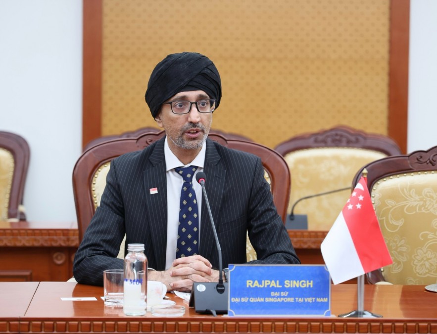 Bộ trưởng Nguyễn Văn Thắng tiếp Đại sứ Singapore, thúc đẩy hợp tác kinh tế - tài chính