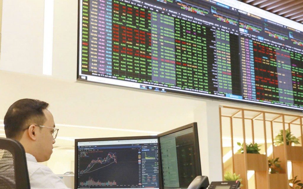 Doanh nghiệp tăng tốc củng cố nội lực tài chính