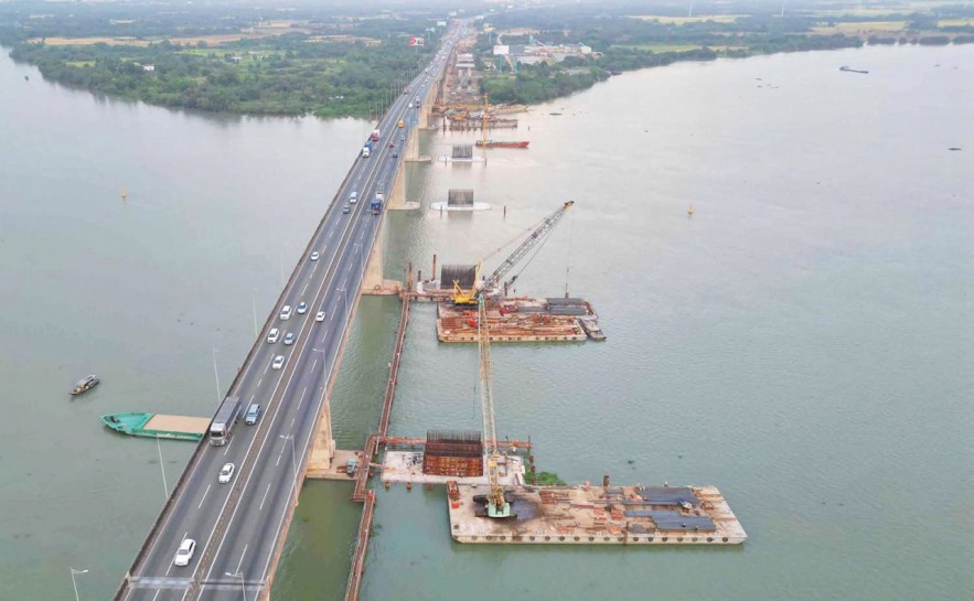 Thi công trong bão giá, nhà thầu giao thông bật chế độ thích ứng Thi công trong bão giá, nhà thầu giao thông bật chế độ thích ứng