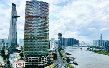 “Cơn bão” từ vùng Vịnh ảnh hưởng thế nào đến bất động sản thương mại?