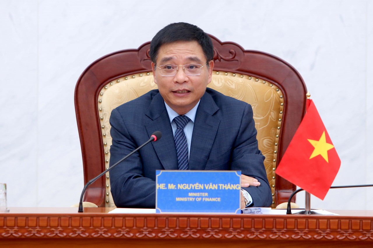 Bộ trưởng Nguyễn Văn Thắng làm việc với Tập đoàn HSBC về huy động vốn quốc tế, nâng xếp hạng tín nhiệm quốc gia Bộ trưởng Nguyễn Văn Thắng làm việc với Tập đoàn HSBC về huy động vốn quốc tế, nâng xếp hạng tín nhiệm quốc gia