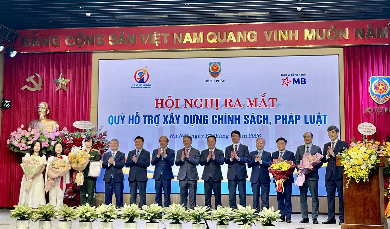 Chính thức ra mắt Quỹ Hỗ trợ xây dựng chính sách, pháp luật Chính thức ra mắt Quỹ Hỗ trợ xây dựng chính sách, pháp luật